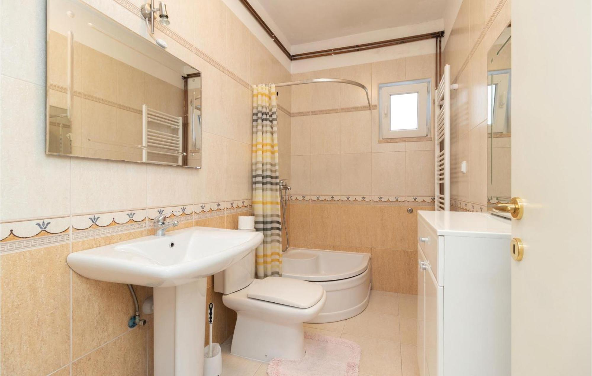 1 Bedroom Stunning Apartment In Zadar Exterior foto
