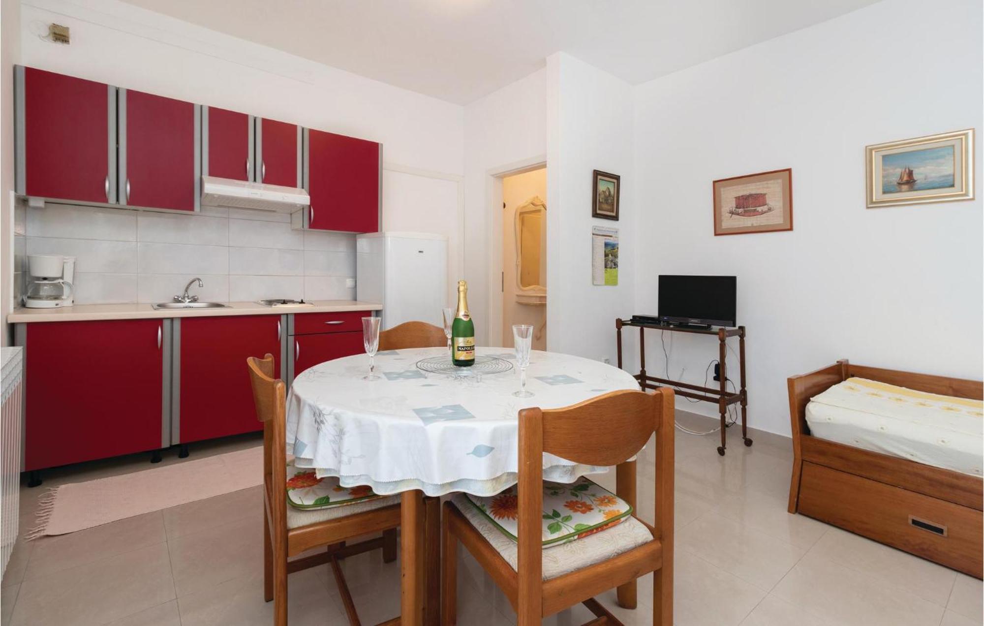 1 Bedroom Stunning Apartment In Zadar Exterior foto