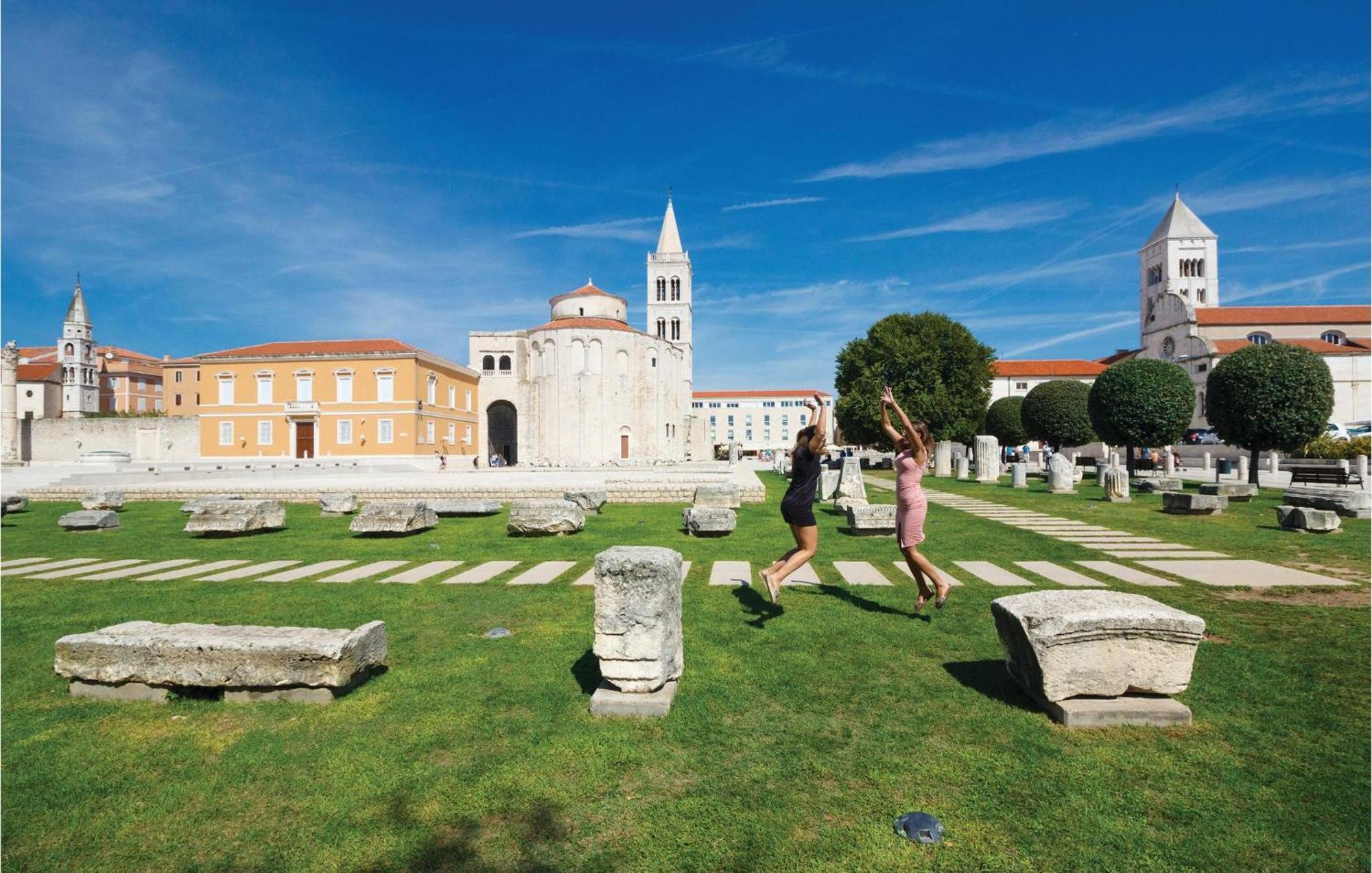 1 Bedroom Stunning Apartment In Zadar Exterior foto