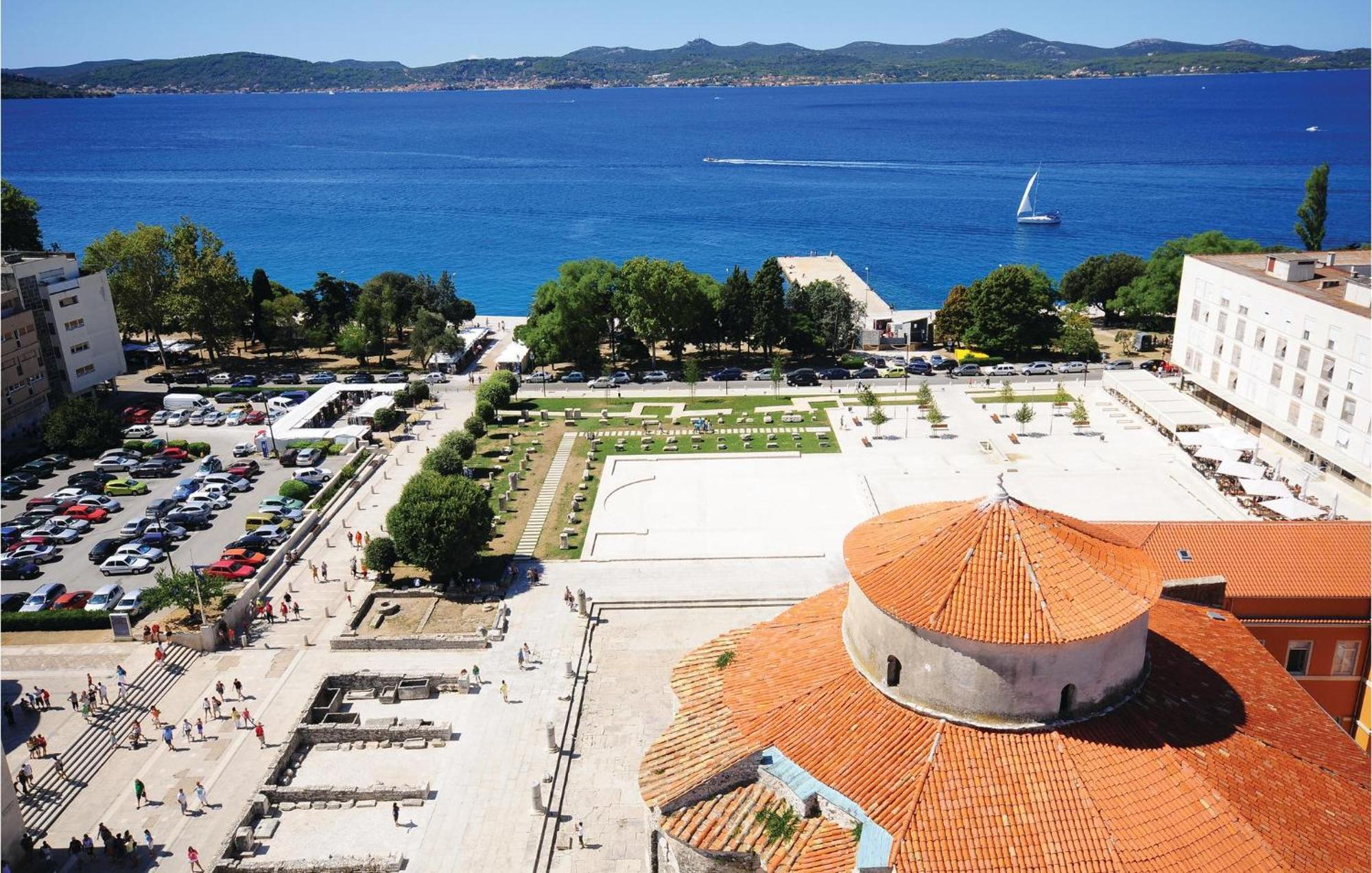 1 Bedroom Stunning Apartment In Zadar Exterior foto