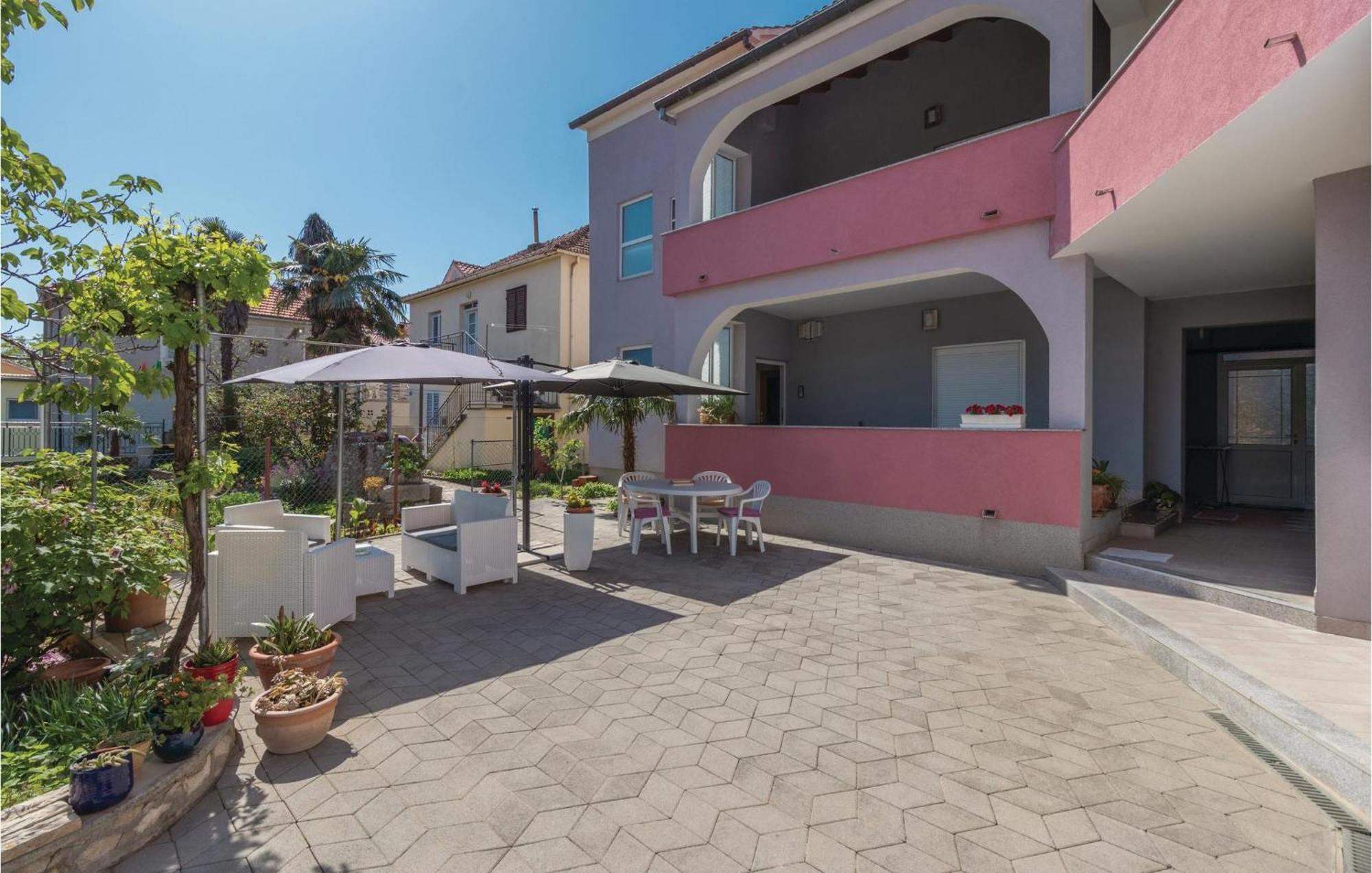 1 Bedroom Stunning Apartment In Zadar Exterior foto